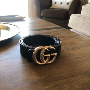 GUCCI BLACK AND GOLD BELT